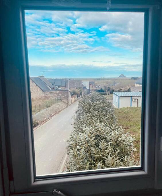 Maison 5 P, Face Mont St Michel ユイヌ・シュル・メール エクステリア 写真